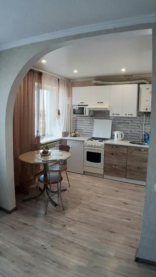 ניקולייב Apartment On Artyleriiska 2 With River View מראה חיצוני תמונה
